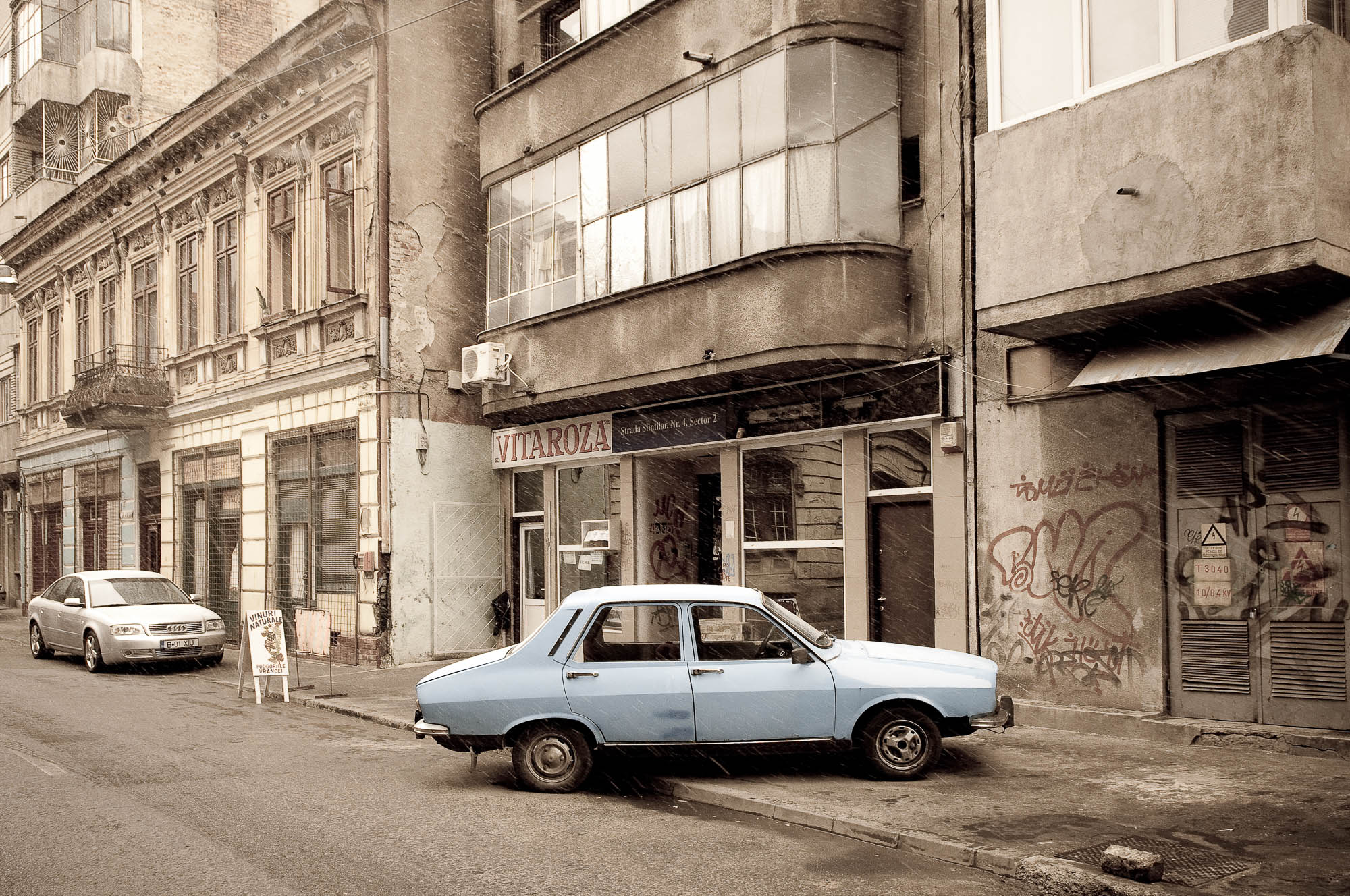 Bucharest decay 39